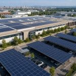 Toiture et ombrieres photovoltaïques sur un site urbain moderne